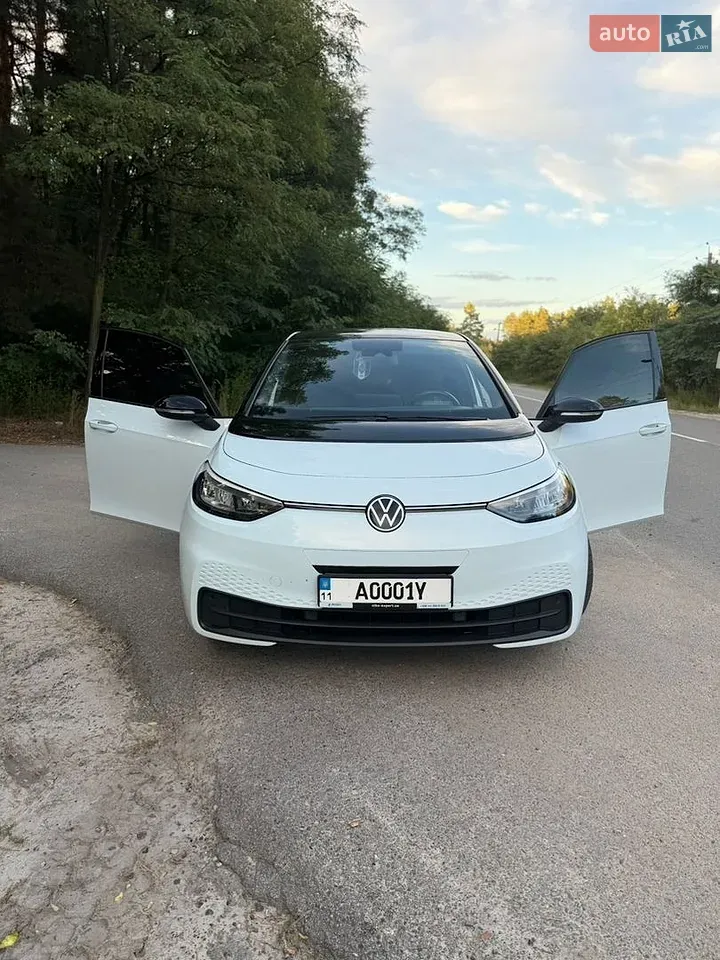 Volkswagen Id.3 2022 photo 2