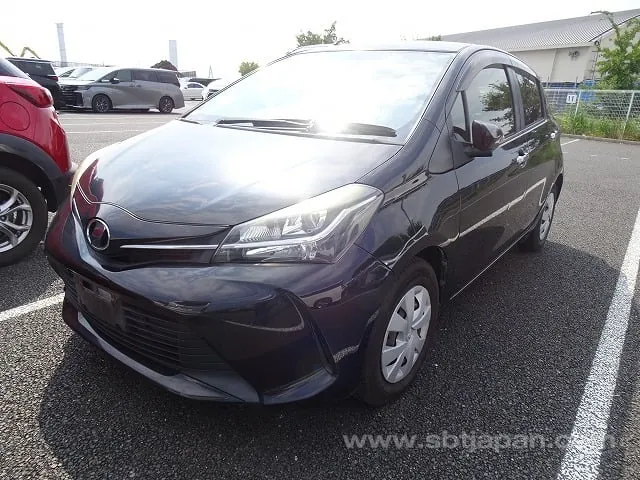 Toyota Vitz 2016 photo 2