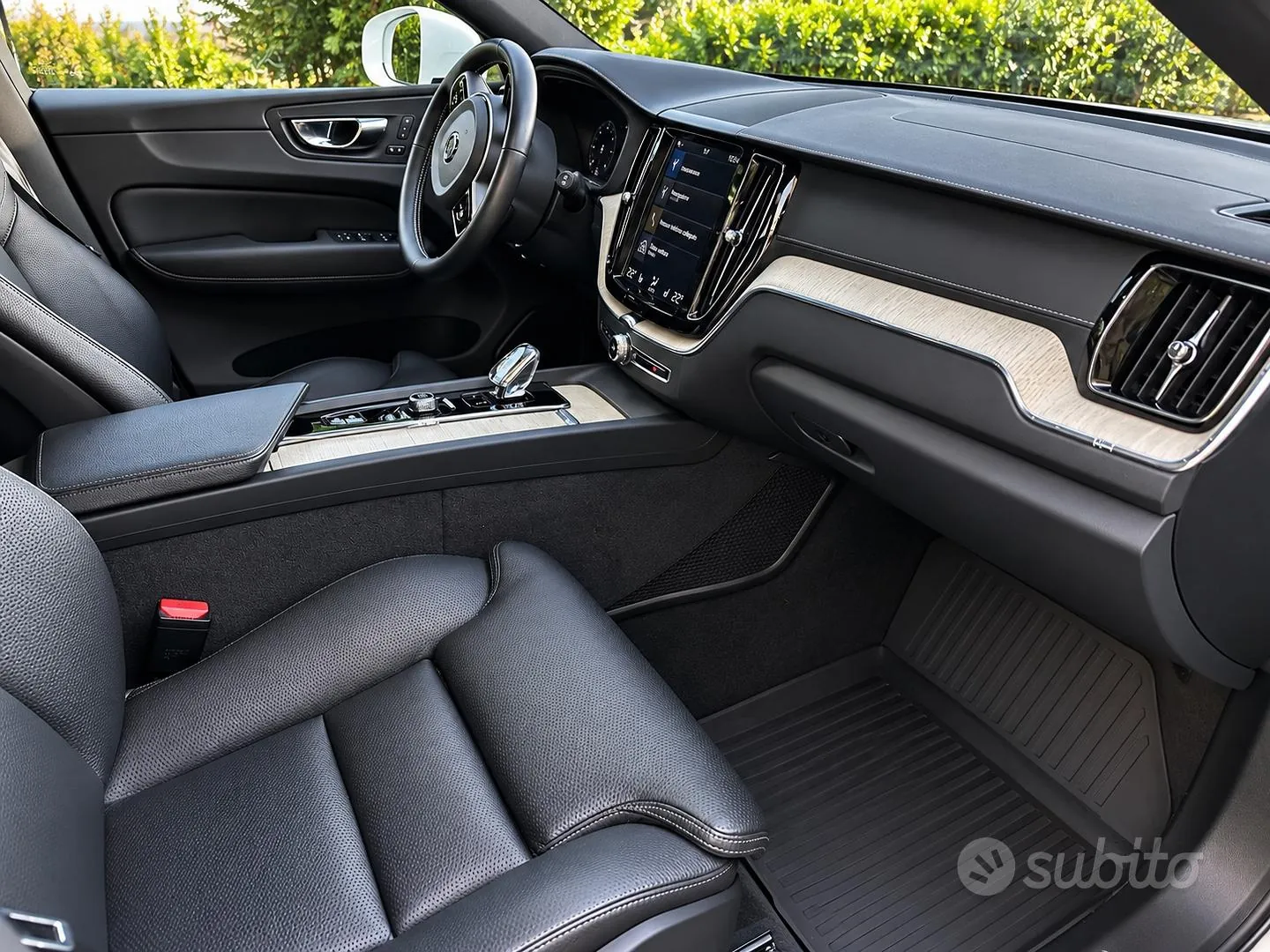 Volvo Xc60 2019 photo 3