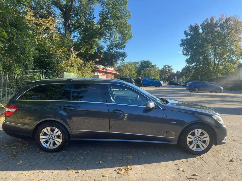 Mercedes-Benz E