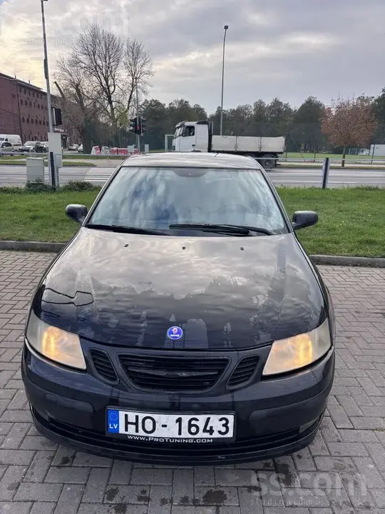Saab 9-3 2005 photo 2