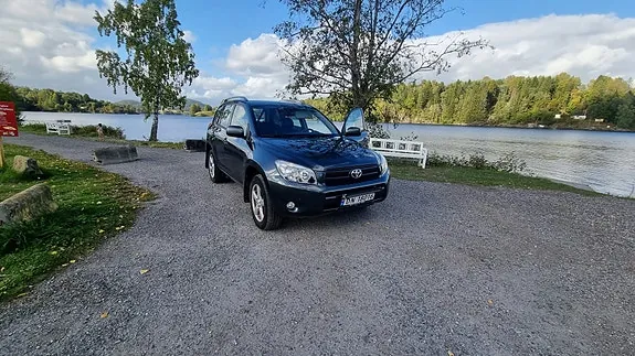 Toyota Rav4 2008 photo 3