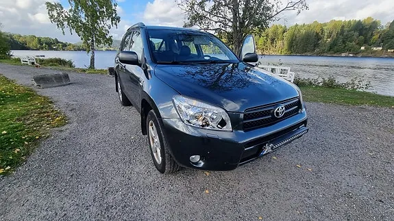 Toyota Rav4 2008 photo 4