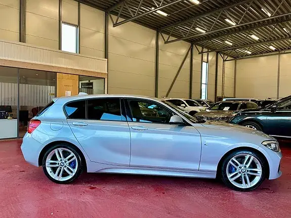 BMW 120I 2016 photo 3