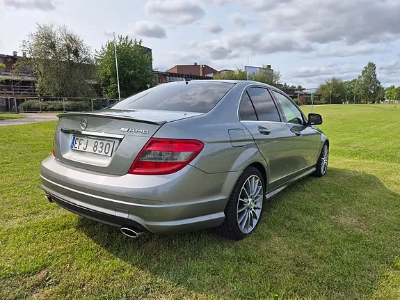 Mercedes-Benz C320 2008 photo 3