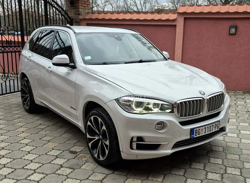 BMW X5 2015 photo 4