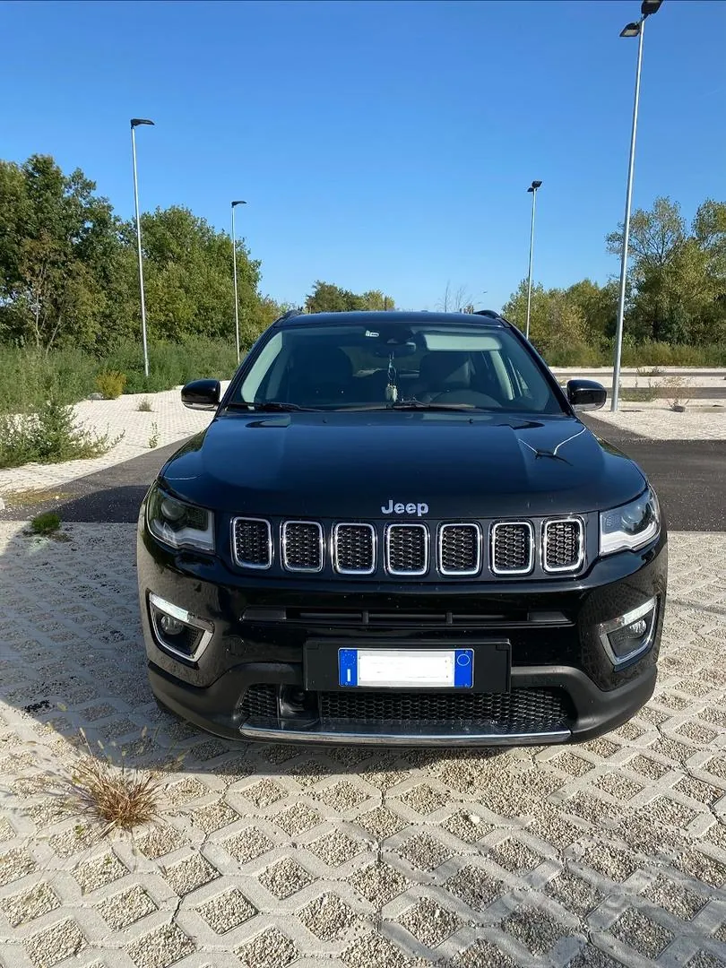 Jeep Compass 2018 photo 2
