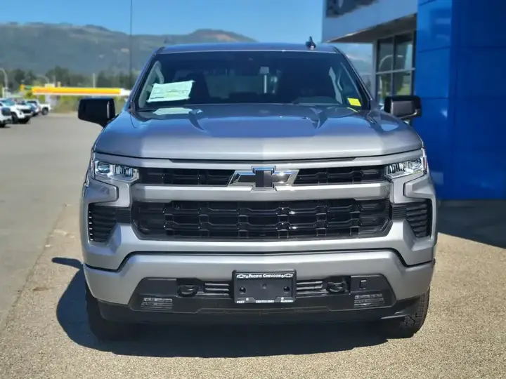 Chevrolet Silverado 1500 2026 photo 2