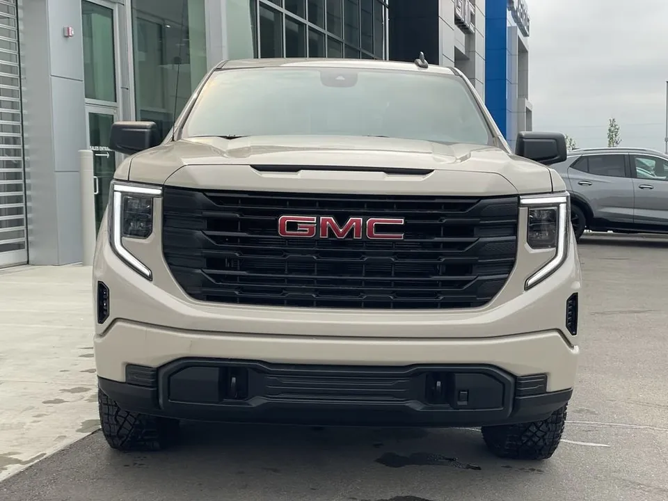 GMC Sierra 1500 Pro 2026 photo 2