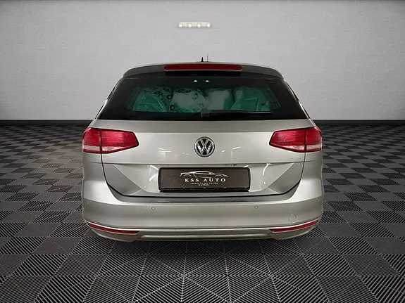 Volkswagen Passat 2015 photo 5