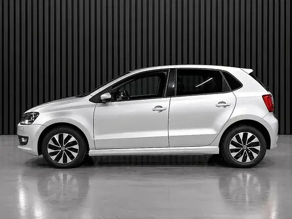 Volkswagen Polo 2016 photo 2