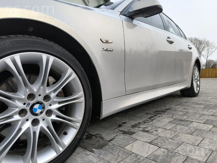 BMW 530 2009 photo 4