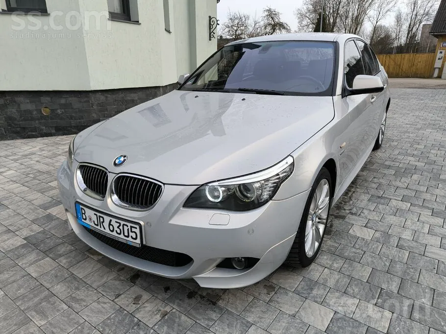 BMW 530