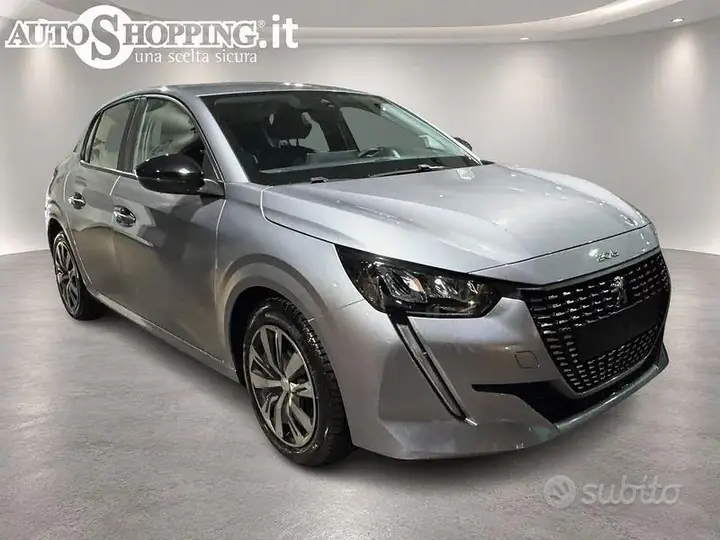 Peugeot 208 2023 photo 3