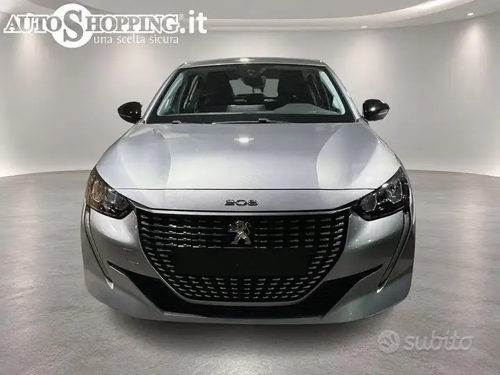 Peugeot 208 2023 photo 2