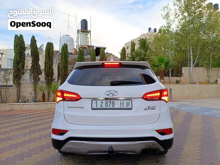 Hyundai Santa Fe 2016 photo 4