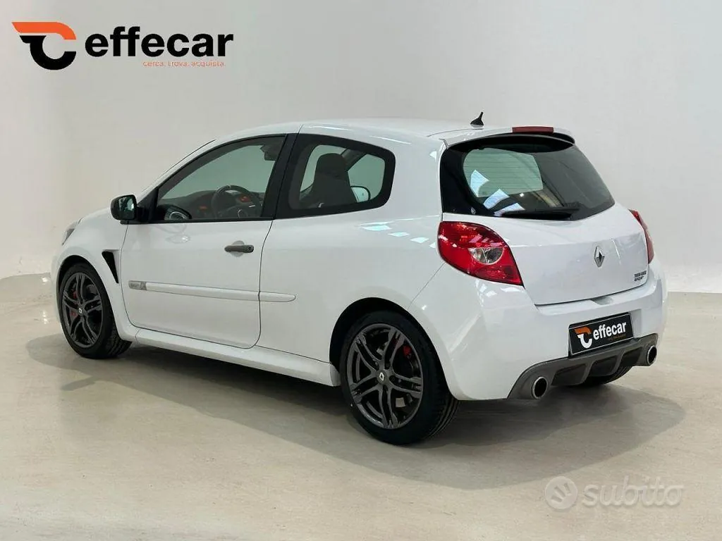 Renault Clio 2009 photo 4