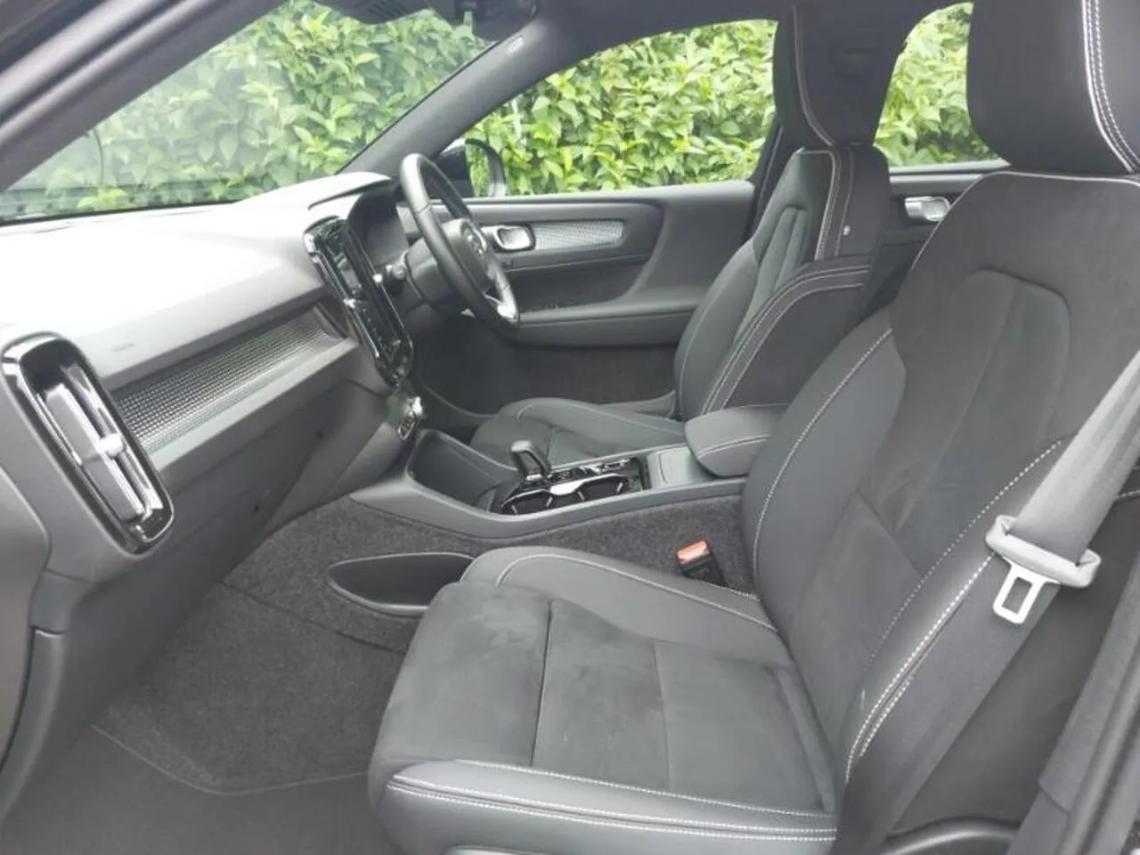 Volvo Xc40 2024 photo 5