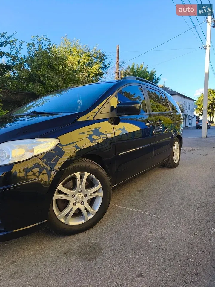 Mazda 5 2010 photo 2
