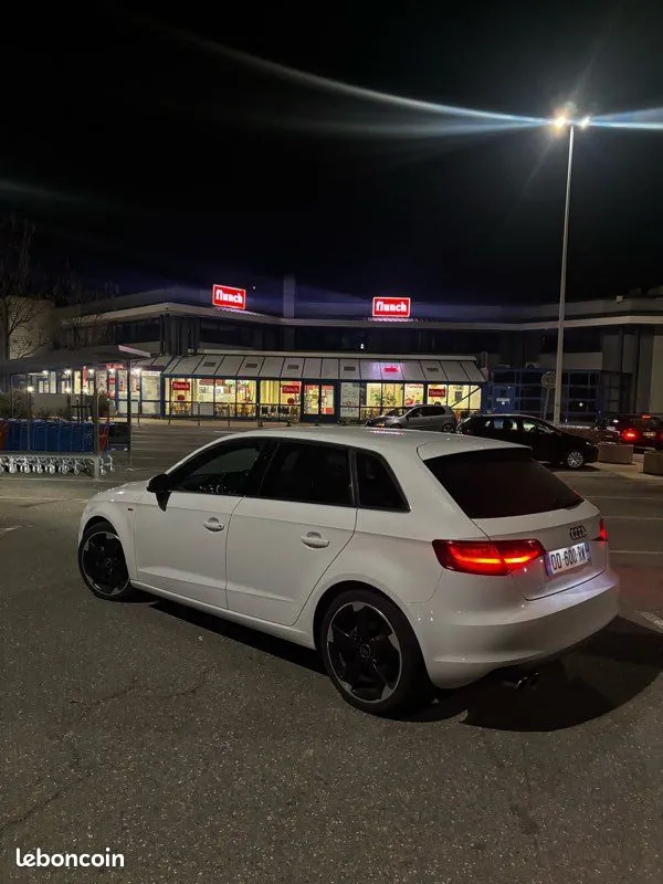 Audi A3 2014 photo 3
