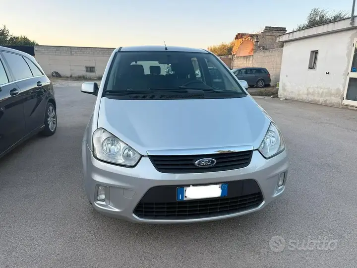 Ford C-Max 2010 photo 2
