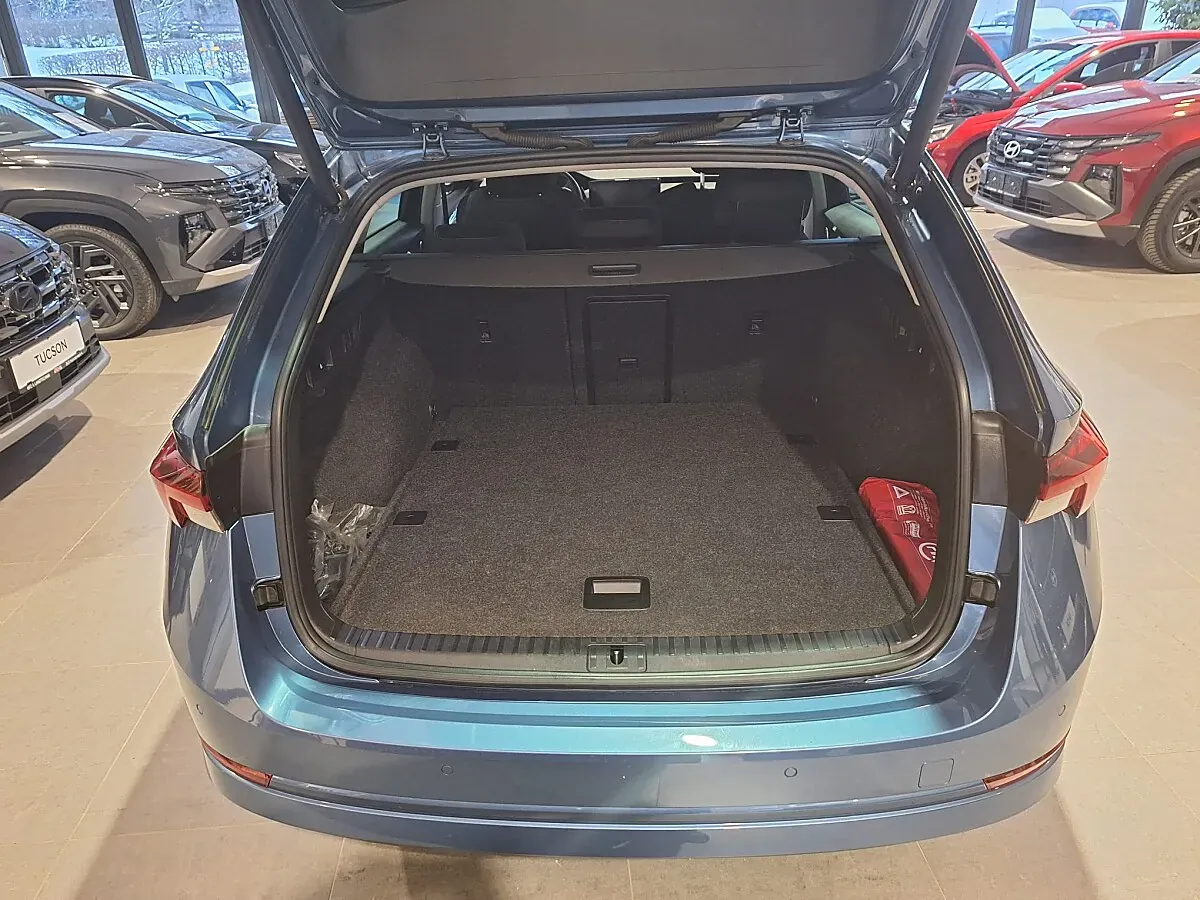 Skoda Octavia 2021 photo 3