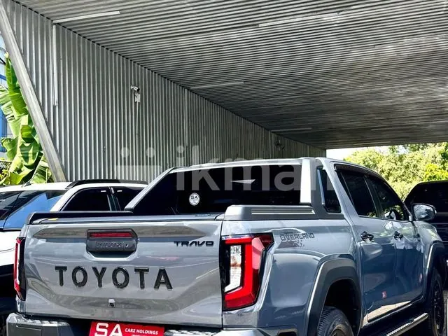 Toyota Hilux 2026 photo 5