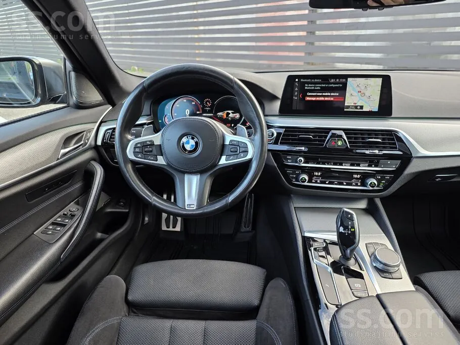 BMW 5 Series 2017 photo 5