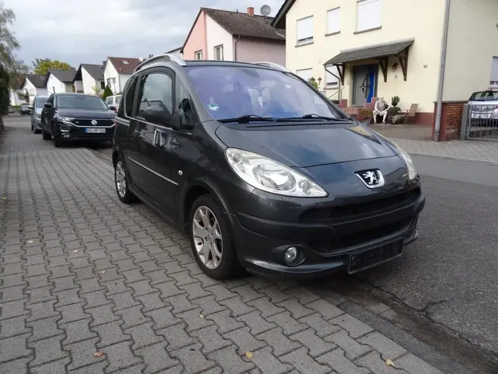 Peugeot 1007