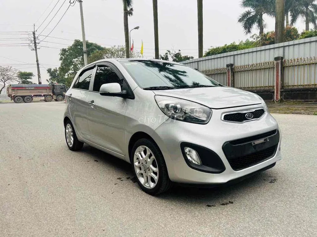 Kia Picanto 2012 photo 2