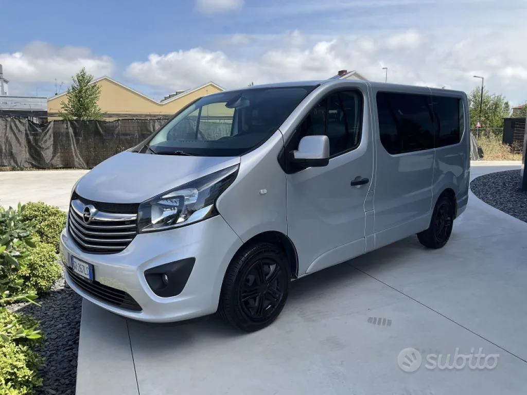 Opel Vivaro 2015 photo 3
