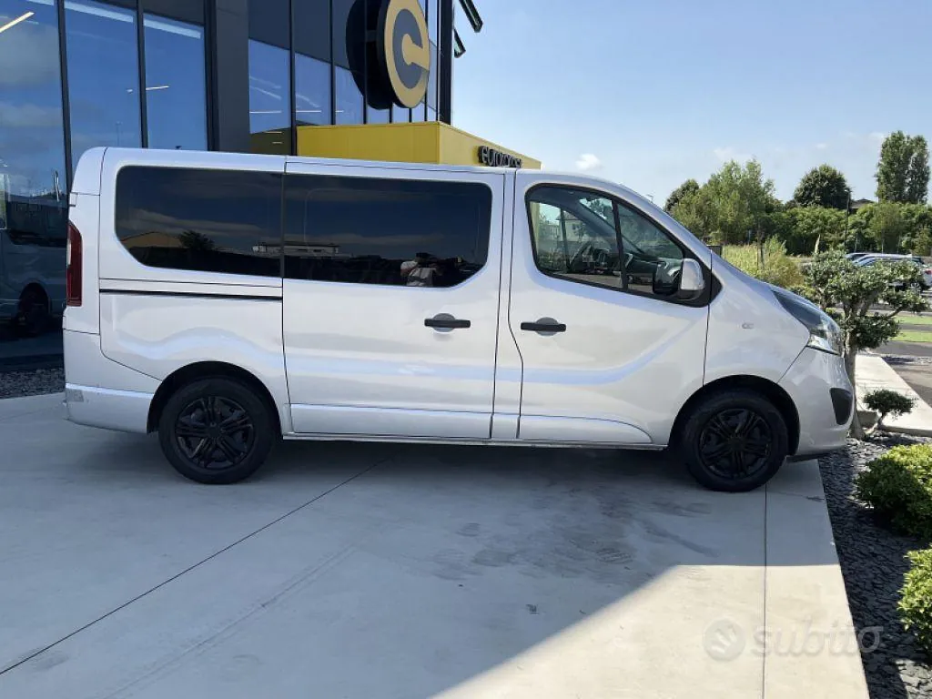 Opel Vivaro 2015 photo 5