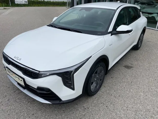 Kia K4