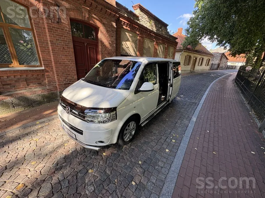Volkswagen Multivan 2011 photo 5