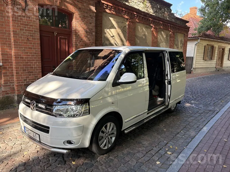 Volkswagen Multivan 2011 photo 4