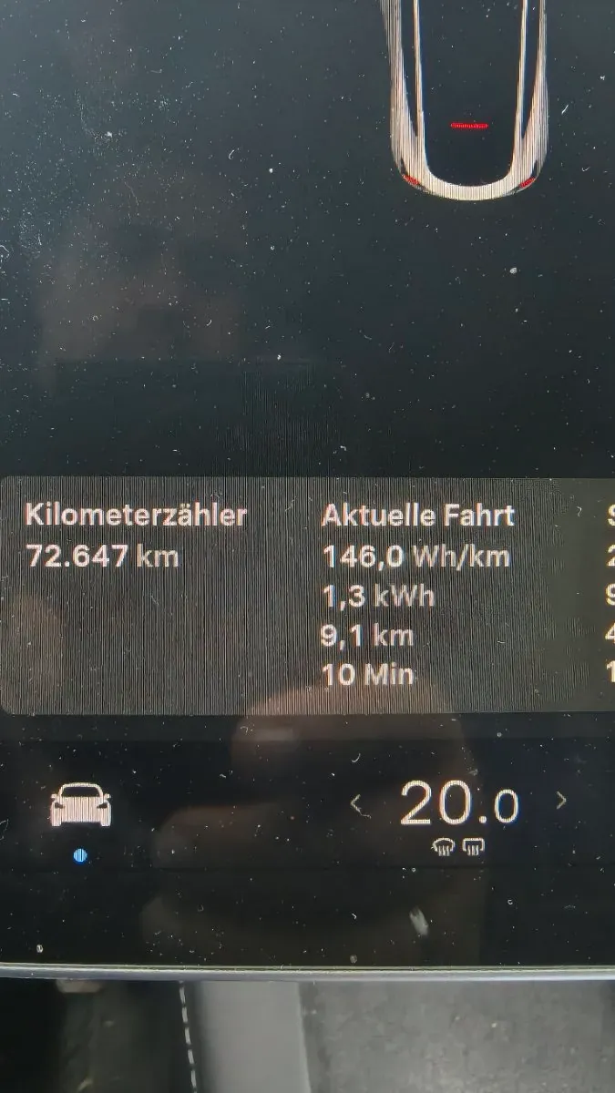 Tesla Model Y 2022 photo 3