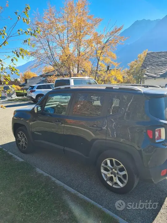 Jeep Renegade 2015 photo 2
