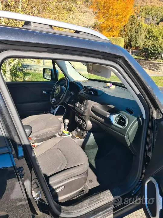 Jeep Renegade 2015 photo 3