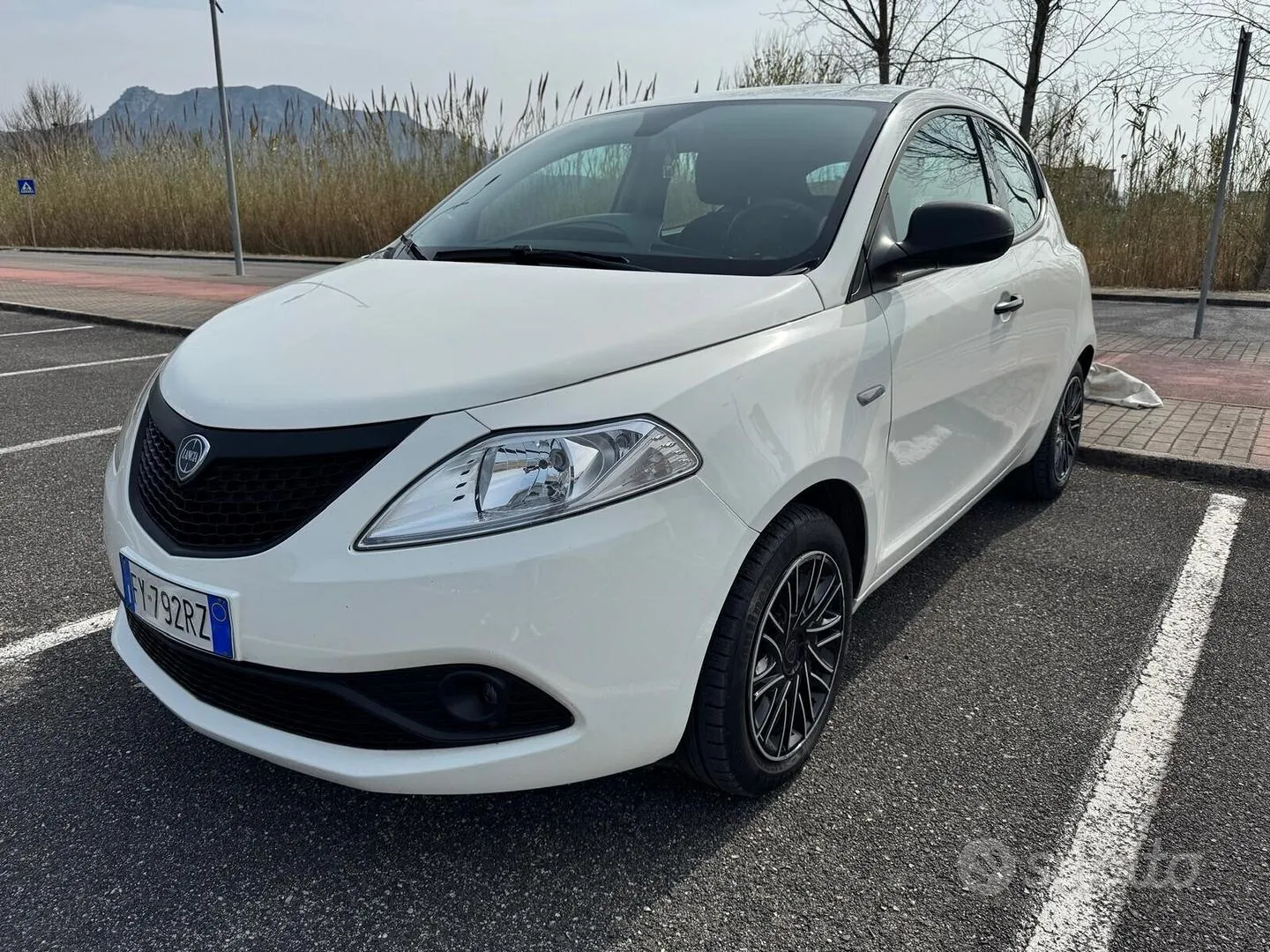 Lancia Ypsilon 2020 photo 2