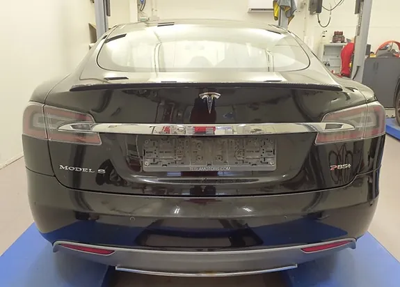 Tesla Model S 2014 photo 5