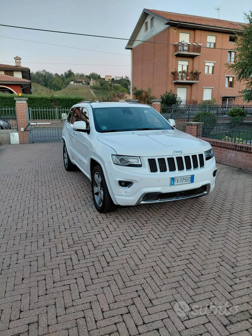 Jeep Grand Cherokee 2015 photo 4