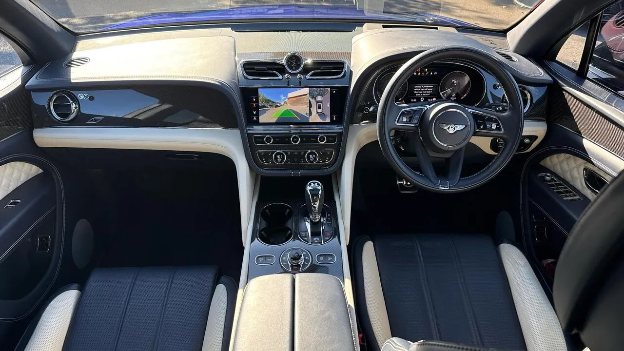 Bentley Bentayga 2022 photo 4