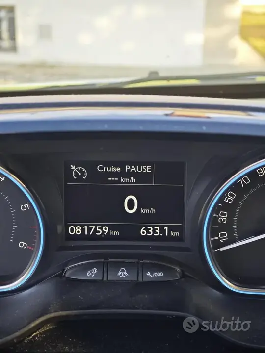 Peugeot 2008 2017 photo 5