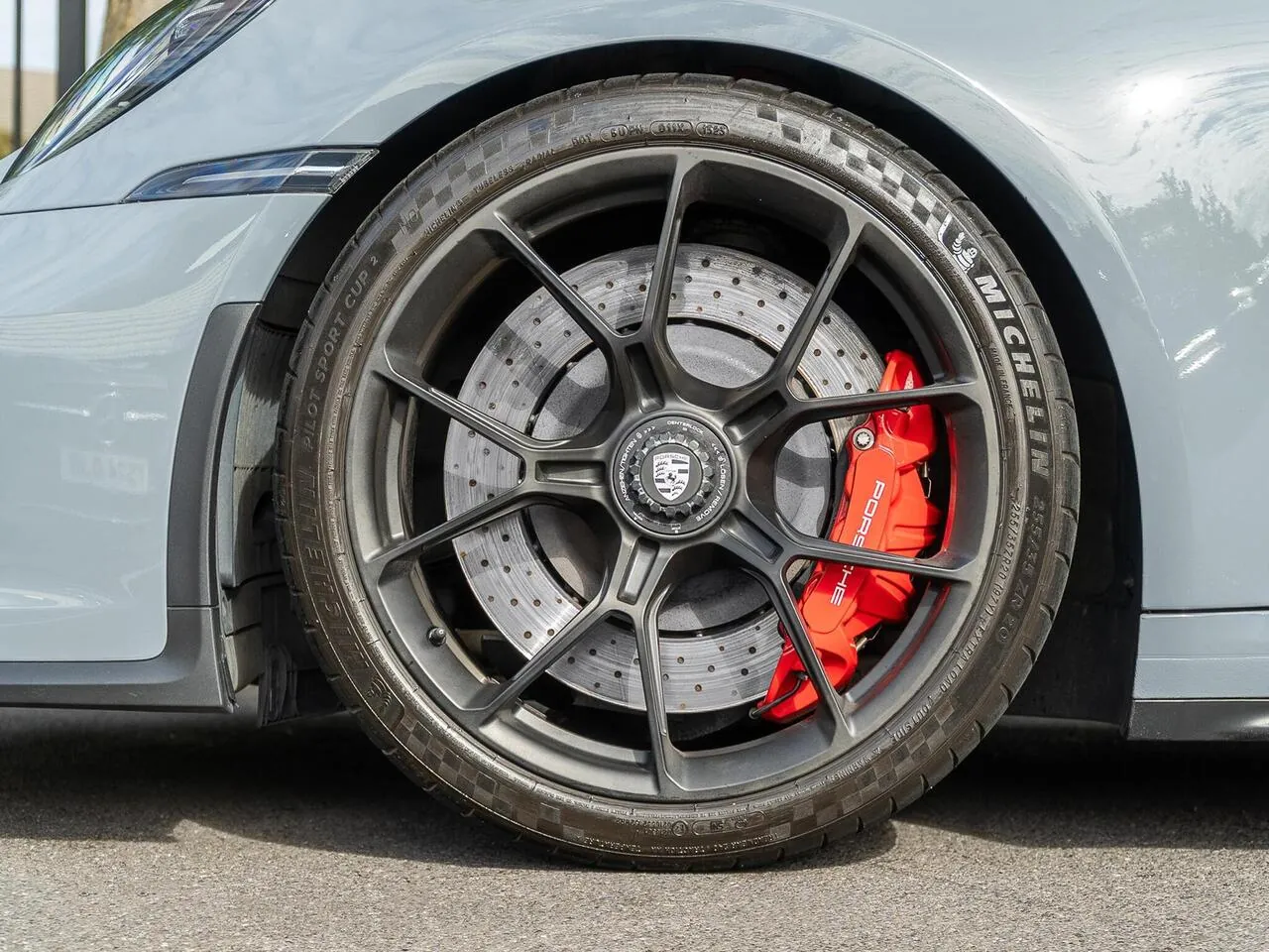Porsche 911 2023 photo 4
