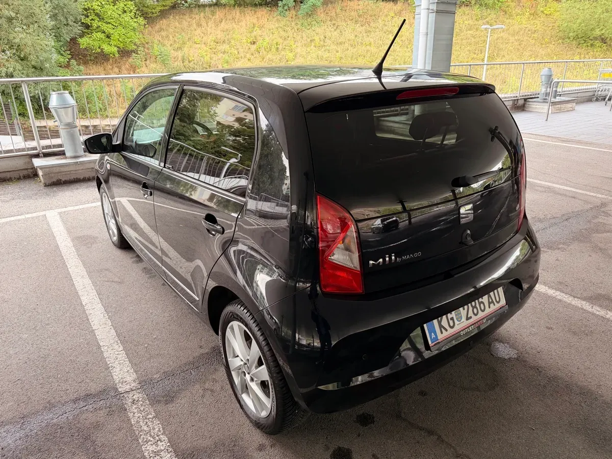 Seat Mii 2015 photo 2