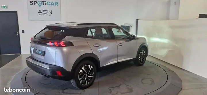 Peugeot 2008 2020 photo 5