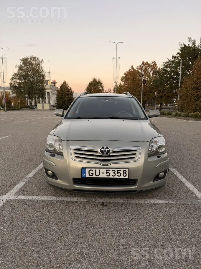 Toyota Avensis 2007 photo 2