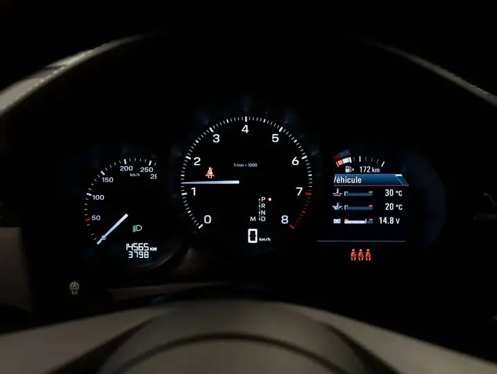 Porsche Macan 2025 photo 5