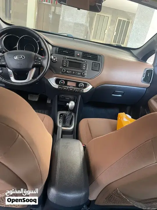 Kia Rio 2015 photo 2