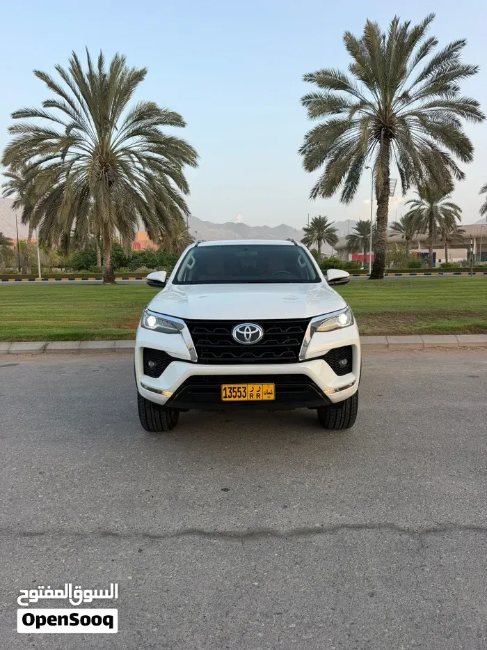 Toyota Fortuner 2021 photo 2